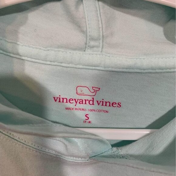 Vineyard Vines girls long sleeve hooded t-shirt. Size small. Excellent condition - Picture 3 of 7